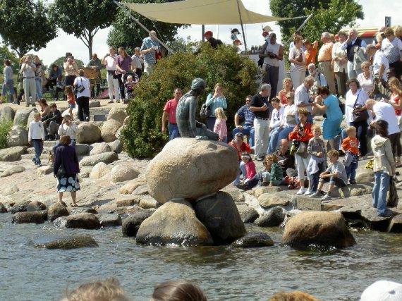 Malá morská víla znova