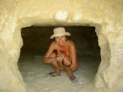 Diery vo vápencových stenach v Matale